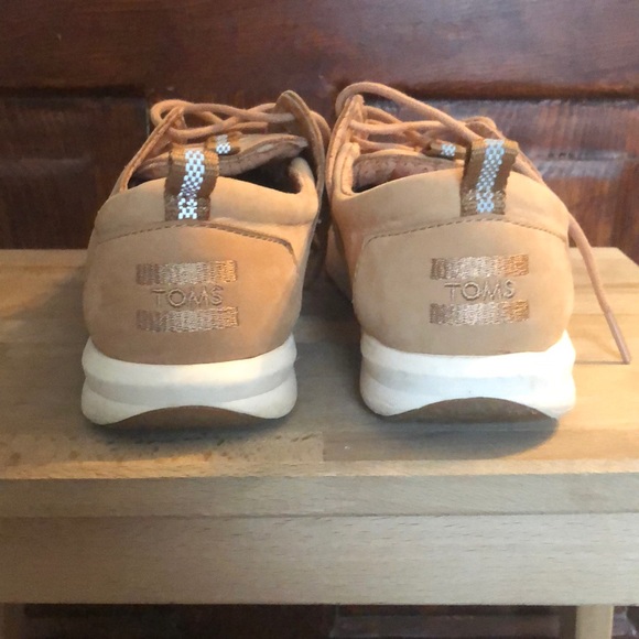 Women’s shoes - Picture 2 of 4